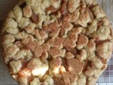 Песочный пирог с яблоками в мультиварке