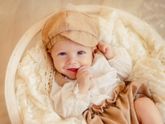 Дождались наших фотографий😍😍смотрю на