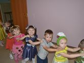 В садике)Праздник осени)