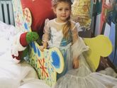 Полина была сегодня Эльзой))