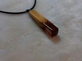 Кулоны из дерева и смолы