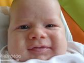 Девченки подскажите что это может быть?