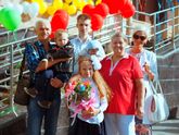 Первые дни в школе)
