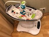 Продам шезлонг 4moms mamaroo
