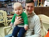 Вот нам уже 7 месяцев))Сегодня у нас двойной праздник в семье , у бабушки еще ДР ))Ура!!!!