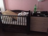 УЗИ,и кроватка для малыша с камодиком