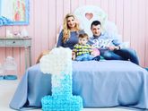 Годовасие Максима и с днём влюблённых подружки!!!♥️♥️♥️???