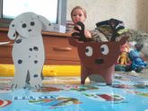 Олень и собака