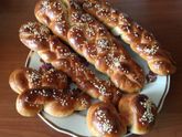 Плетёнки с кунжутом :) нямка ?