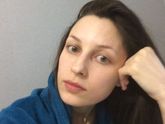 Кто очень красив без макияжа?
