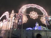 Путешествие в Рождество 2016/17. Площадь Революции вечером и Ледовый театр