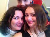 давно не была, настолько же и уйду, но забыть о себе не дам)