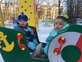 Девочки кто с близнецами