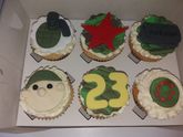 Что подарить на 23?