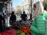 Наша бытовая французская жизнь.Базарчик французский.