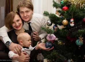 втроем под елочкой