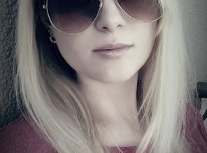 EasySelfieFront00018