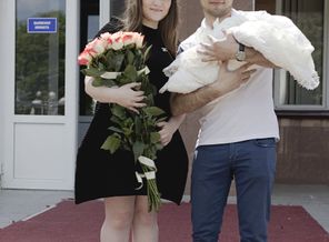 Наша выписка из роддома 15.05.2015