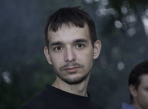 hpRVIvksuX0.jpg