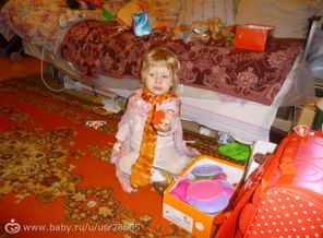 Доченька играет