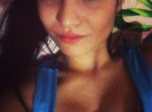 lPhisC_hHkY
