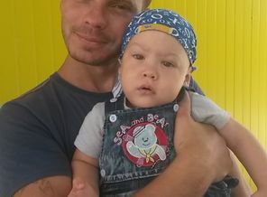 Андрей с крёстным сыночком Титамиром