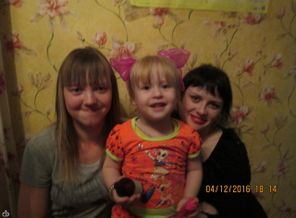 три родных сестренки