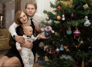 втроем