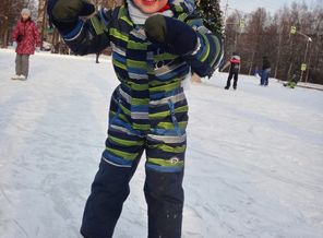 Первый раз встали на коньки