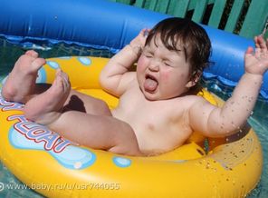 Водичка в глазки...)))Дашуля 1,4 мес.