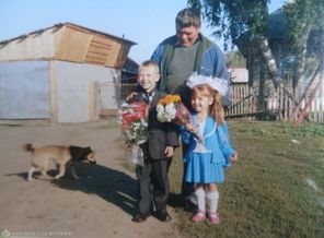 Внуки с дедом Саша 1 класс