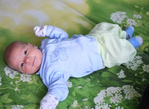 Илюше 1 месяц и 1 неделя