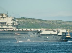 j4EaQAkXA5I.jpg