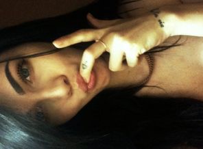 hUItQeXximo