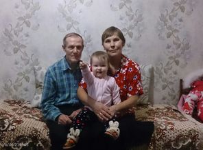 Мамуля, папуля и Аришка