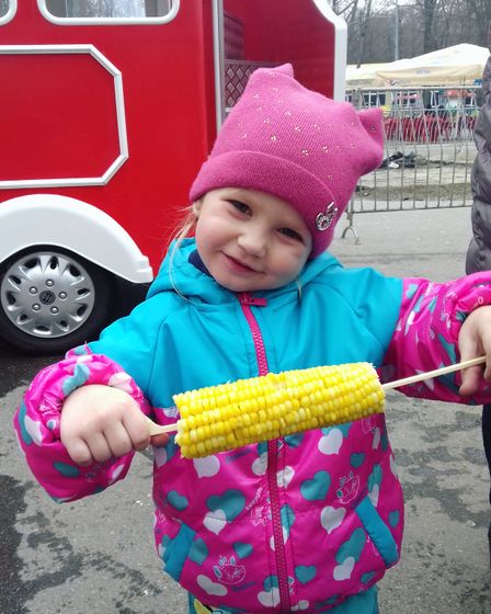 Чуть-чуть про нас).