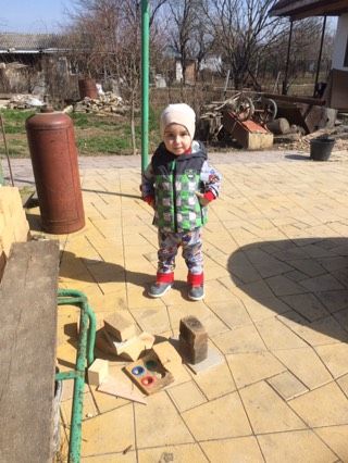 Ну, кто первый с тапками?