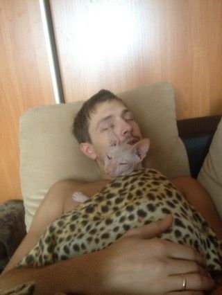 Вот так и лежим