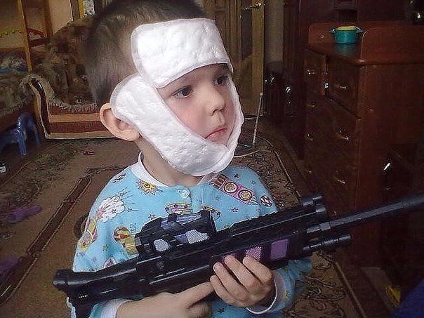 Мама просто упала от смеха, когда пришел раненый солдат