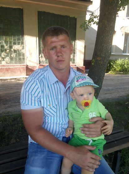 На кого похож сын?)) На маму или папу?