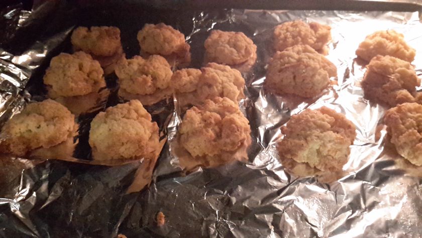 Сделала печенько из кашки детской)