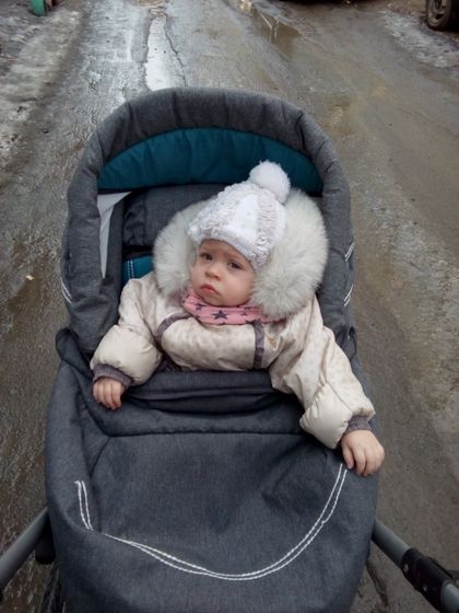 11 месяцев Аринке???