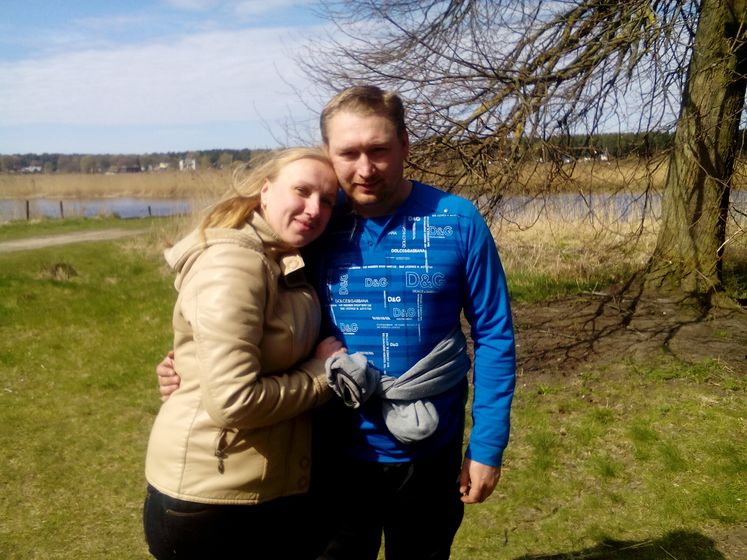 У нас сегодня годовщина ))))))