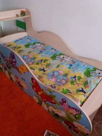 кровать для ребенка 2,5г
