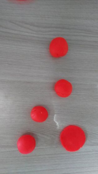 Роза из пластилина
