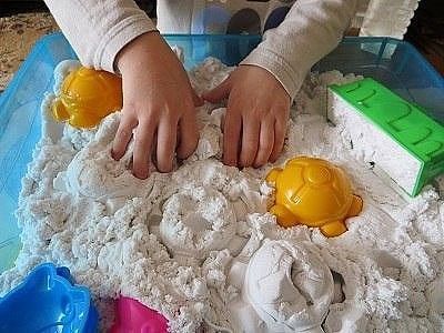 Кинетический песок Ингредиенты: -2
