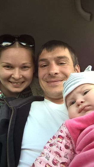 Доченьке нашей маленькой Сегодня исполнился год!