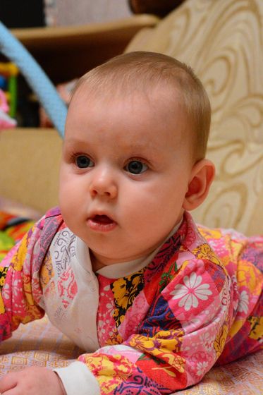 Нам полгодика