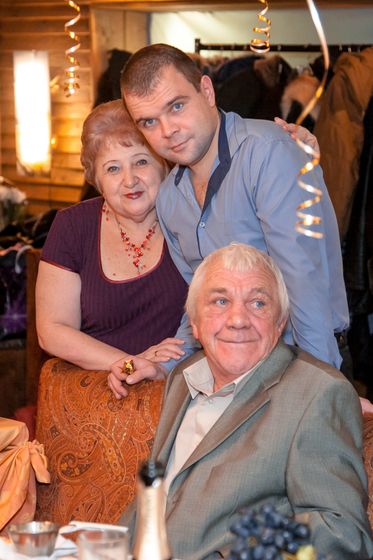 Любимой бабушке и прабабушке 85 лет!