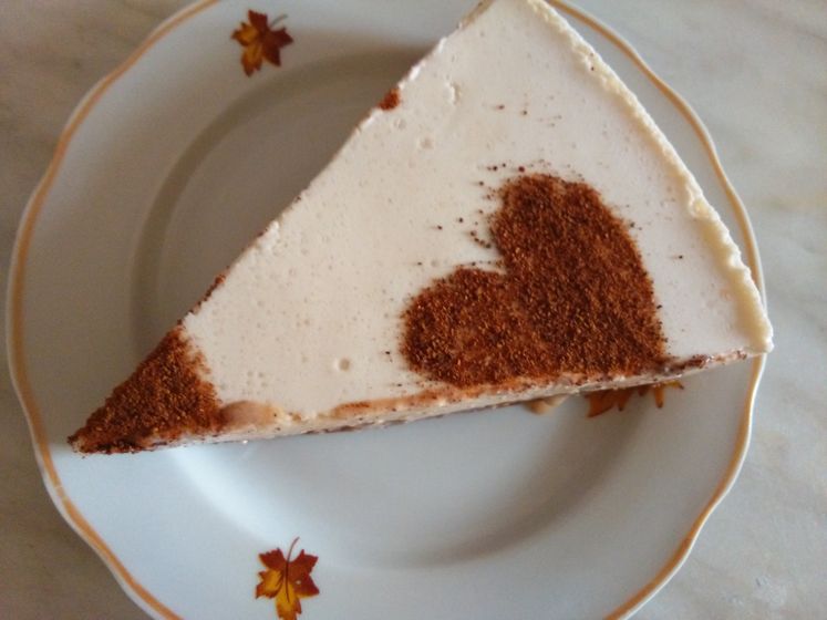 Ну, похвалюсь. Первый чизкейк :)